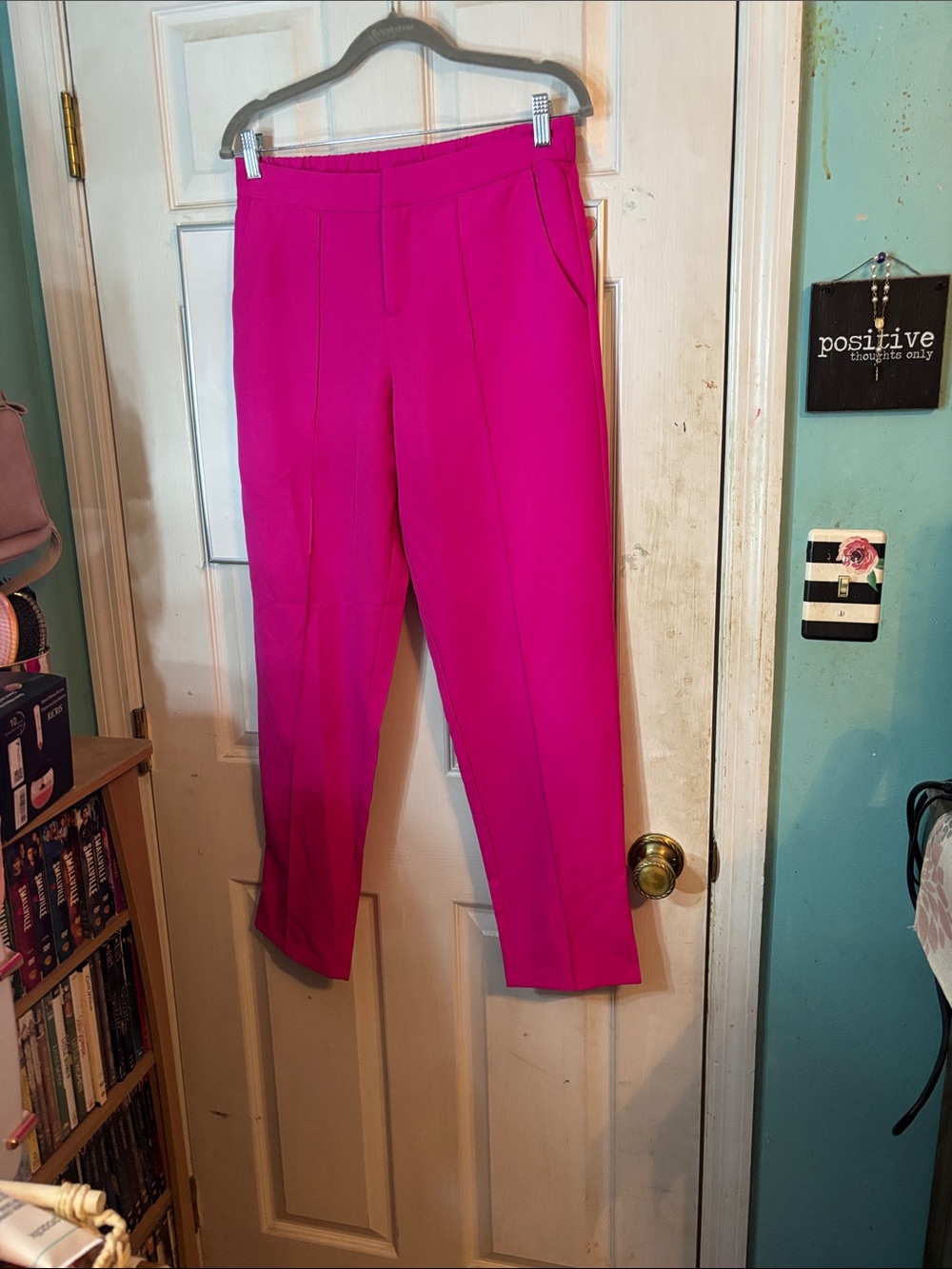 Women's Fuchsia Tailored Pants Size Medium